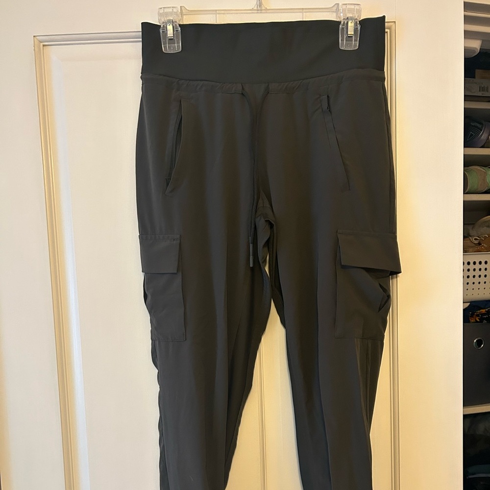 Athleta Sutton Cargo Jogger pant